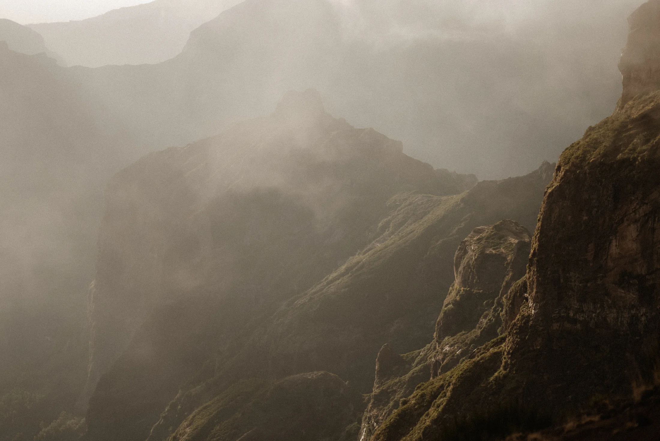 Intimate portrait above the valleys of Madeira