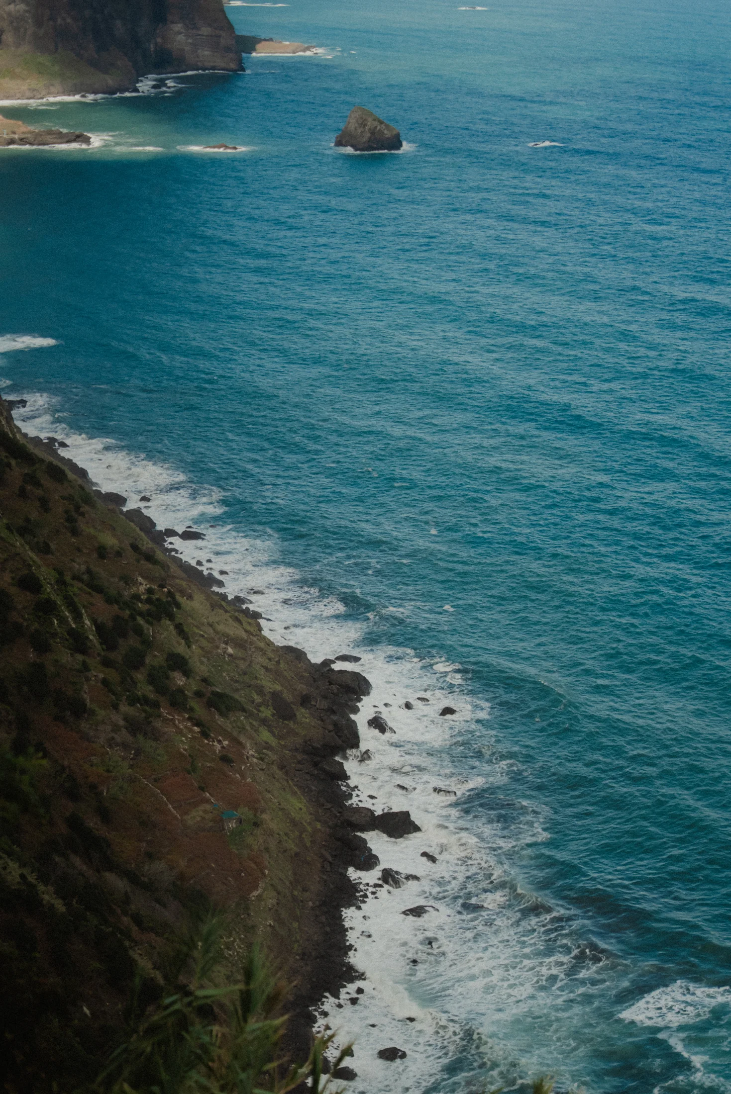 Bride portrait on the Madeira coast