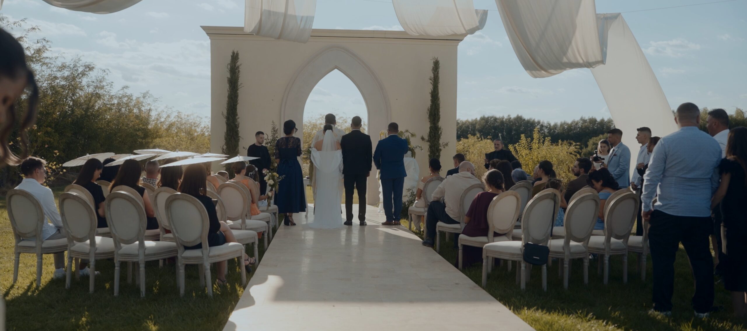 Georgiana și Alexandru la ceremonia nunții Domeniul Cesari