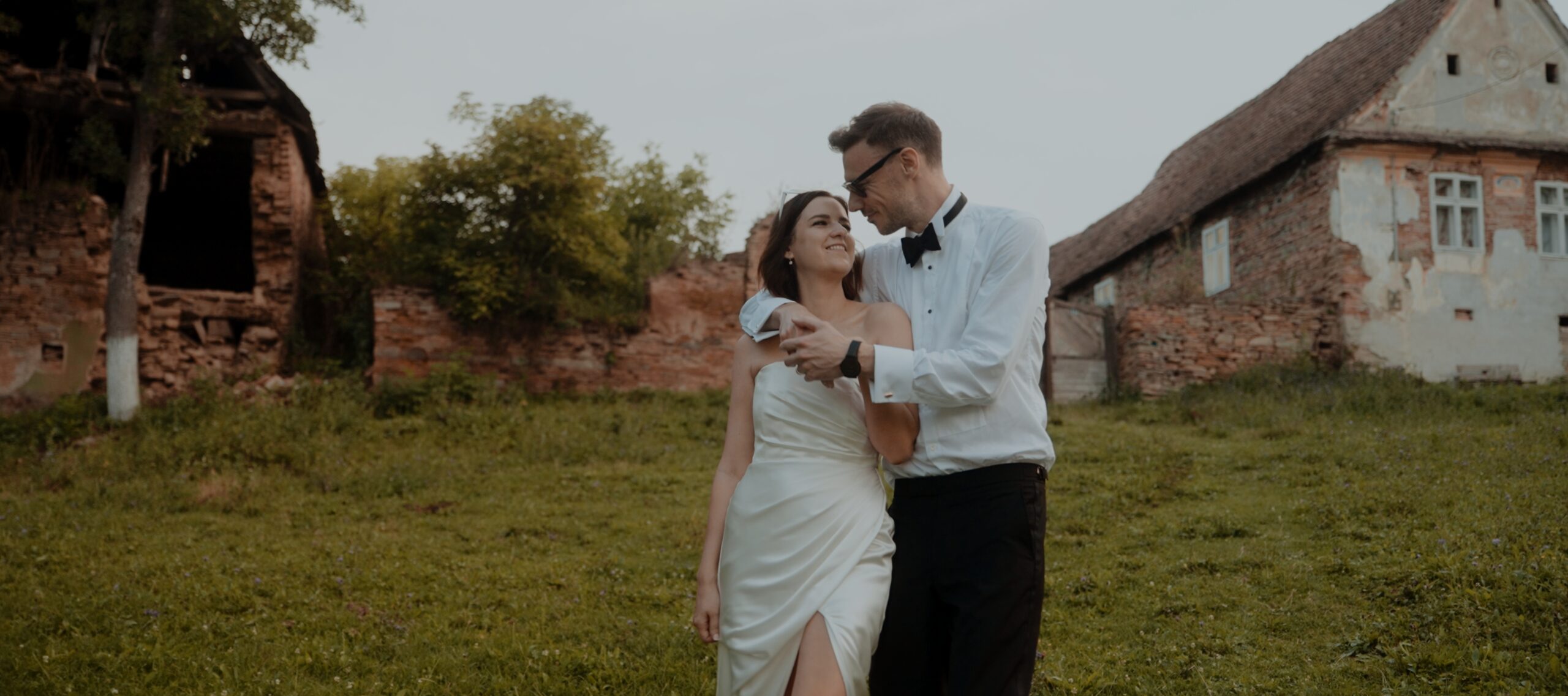 Diana și Richard într-un portret relaxat în satul Meșendorf